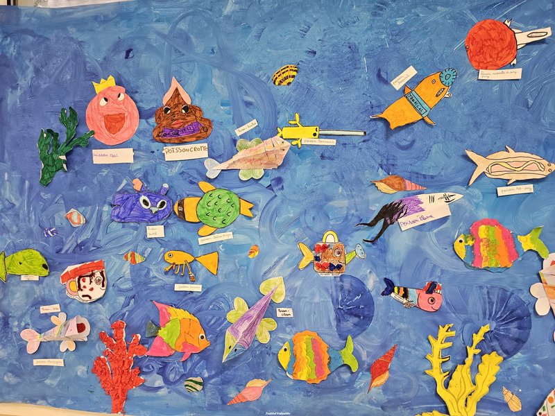 Institut-Valsainte-fresque-poissons-_10