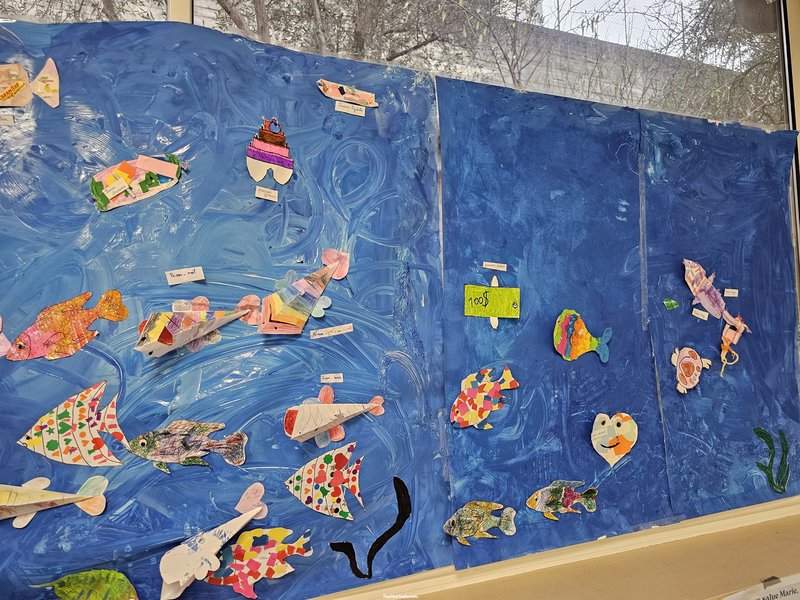 Institut-Valsainte-fresque-poissons-_13