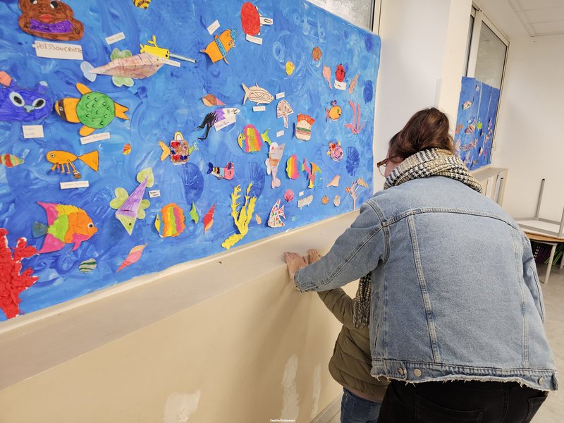 Institut-Valsainte-fresque-poissons-_18