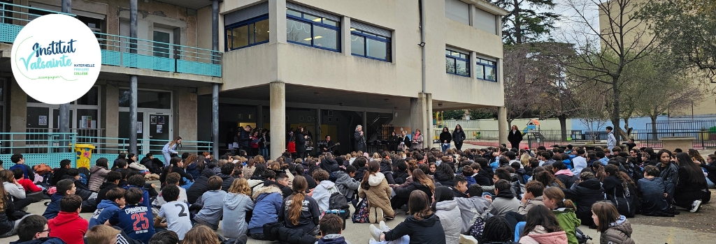 Lire la suite à propos de l’article Concert de Noël offert aux élèves