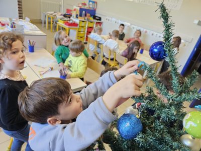 École maternelle Nîmes Noël préparatifs08